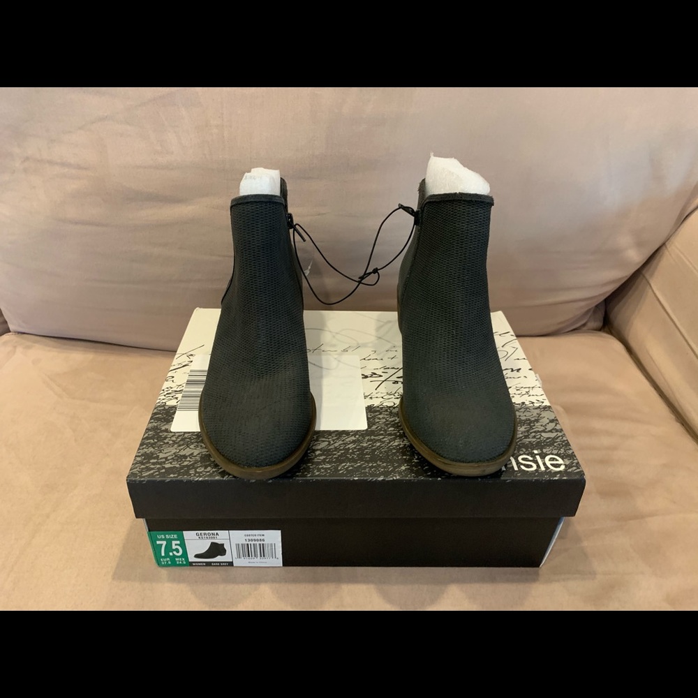Kensie women’s Boots
